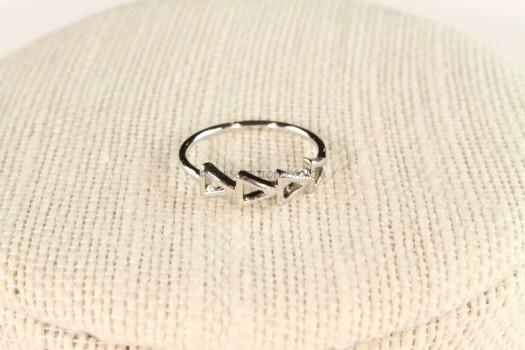 Sophie Harper Multi Triangle Ring in Silver