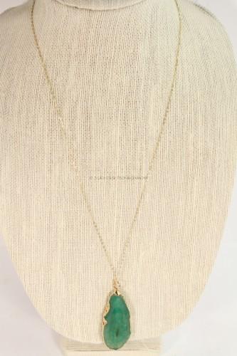 Charlene K Raw Stone Pendant Necklace in Emerald Agate