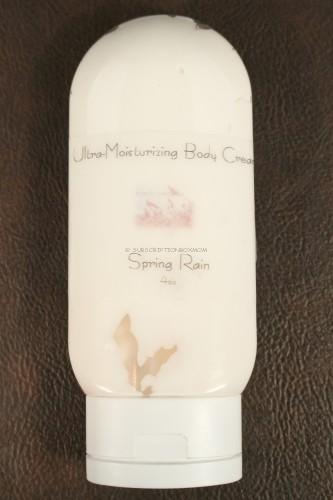 Ultra Moisturizing Body Cream in Spring Rain
