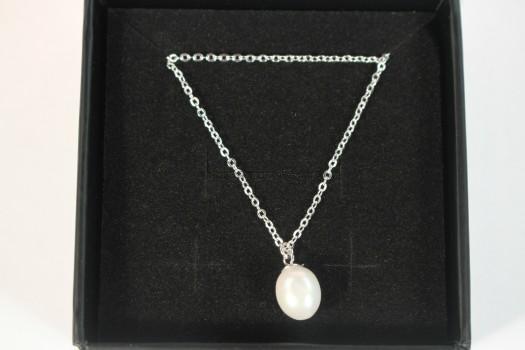 Julia "Poised" Layered Pearl Necklace