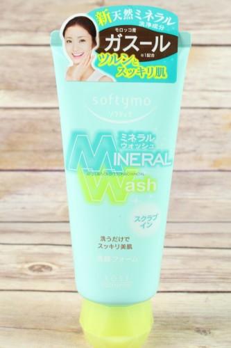 Kose Softyme Mineral Wash With Scrub 