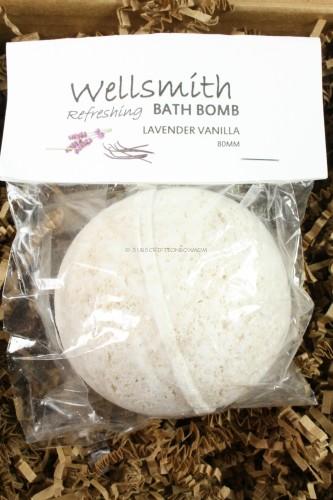 Wellsmith Extra Large Bath Bomb in Vanilla/Lavender