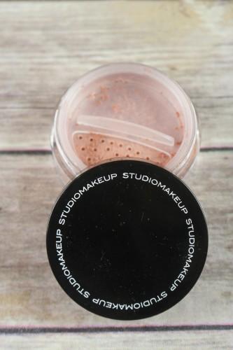 Studio Makeup Luminous Loose Blush