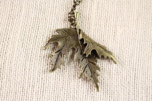 Leaf Pendent