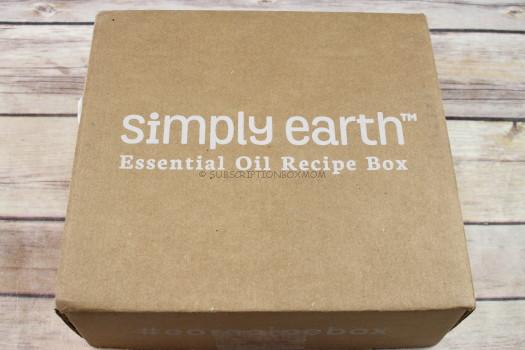 Simply Earth December 2017 Essential Oil Subscription Review