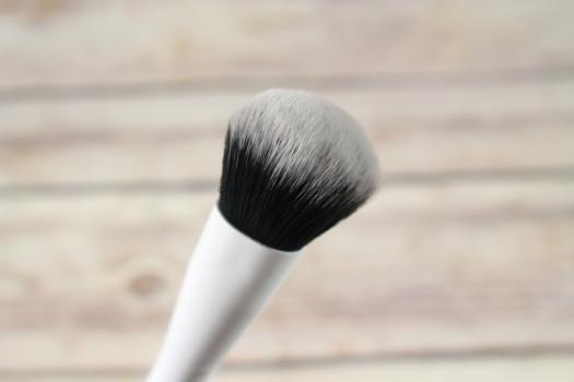 Crown WH035 Pro Blush Brush