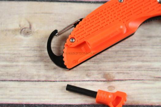 Pocket Knife With Fire Starter & Carabiner Clip