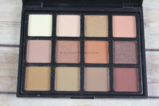 LARITZY Nue Eyeshadow Palette