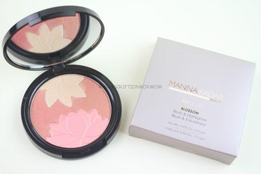 Manna Kadar Blossom Floral Compact 