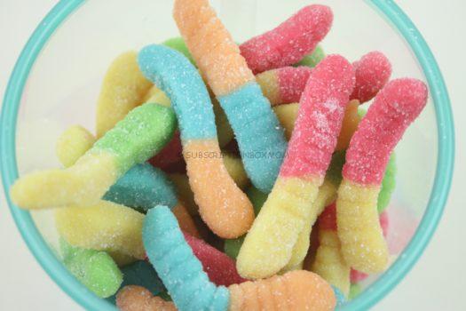 Albanese Mini Sour Neon Worms