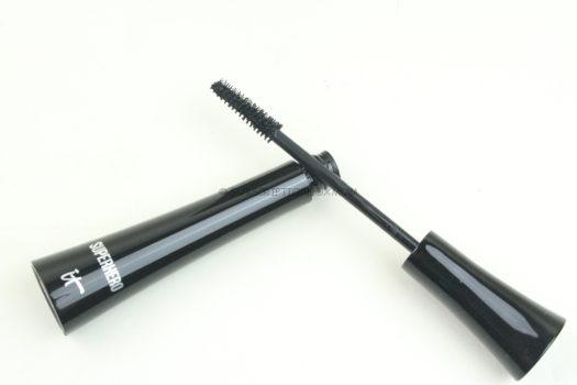 IT Cosmetics Superhero Elastic Stretch Volumizing Mascara in Super Black