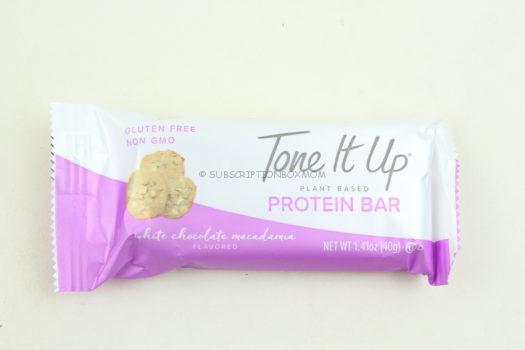 Tone It Up Protein Bar White Chocolate Macadamia 