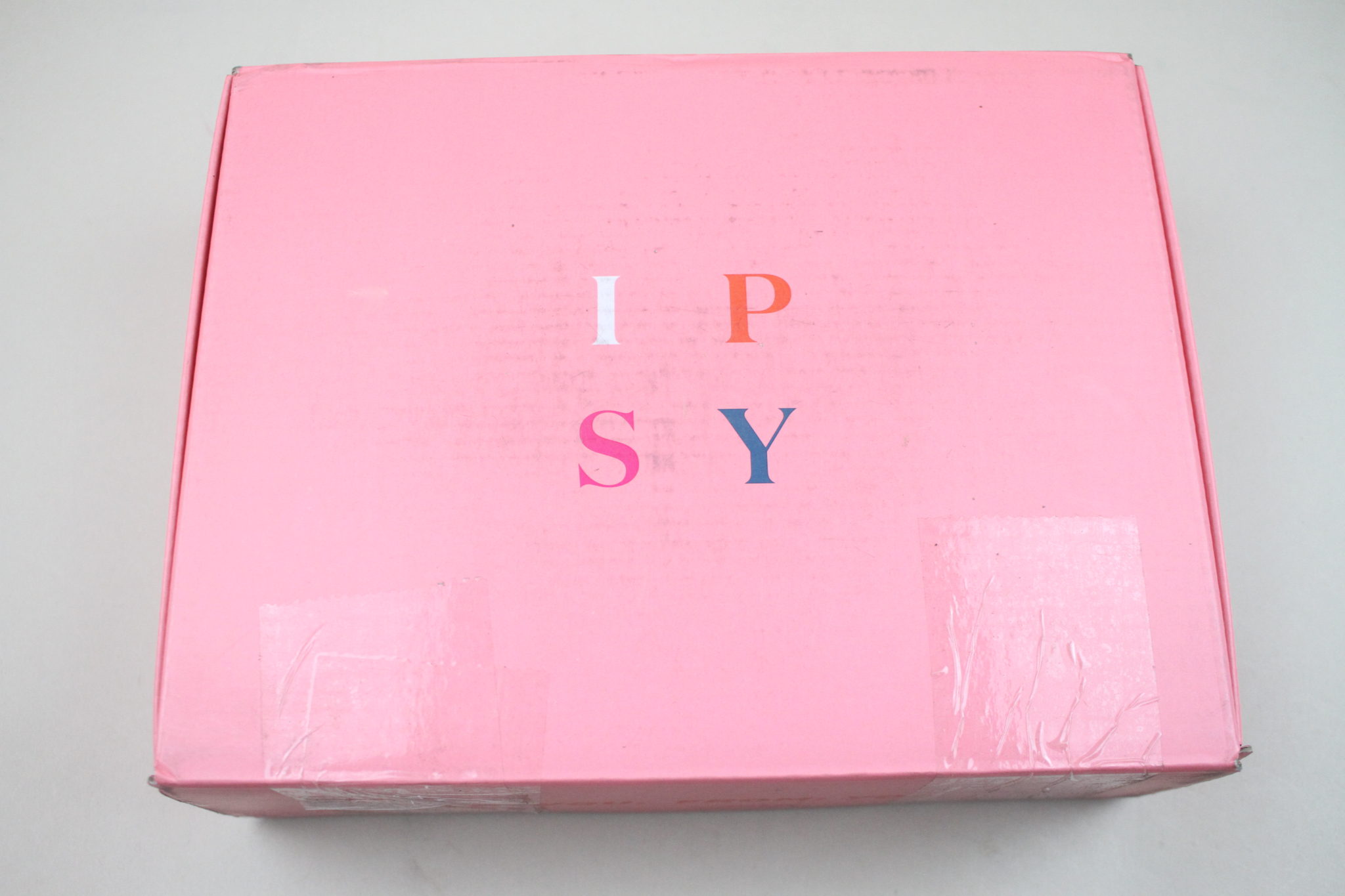 April glam bag plus 2023
