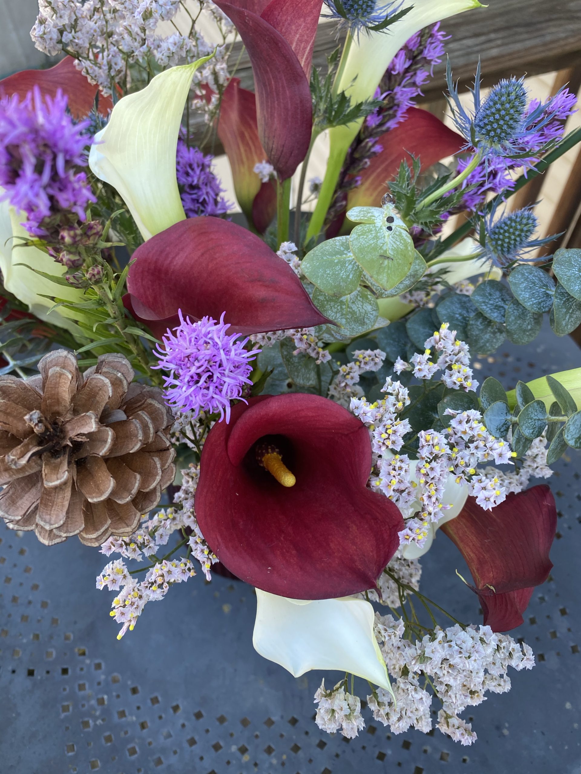 BloomsyBox November 2020 Flower Subscription Box Review