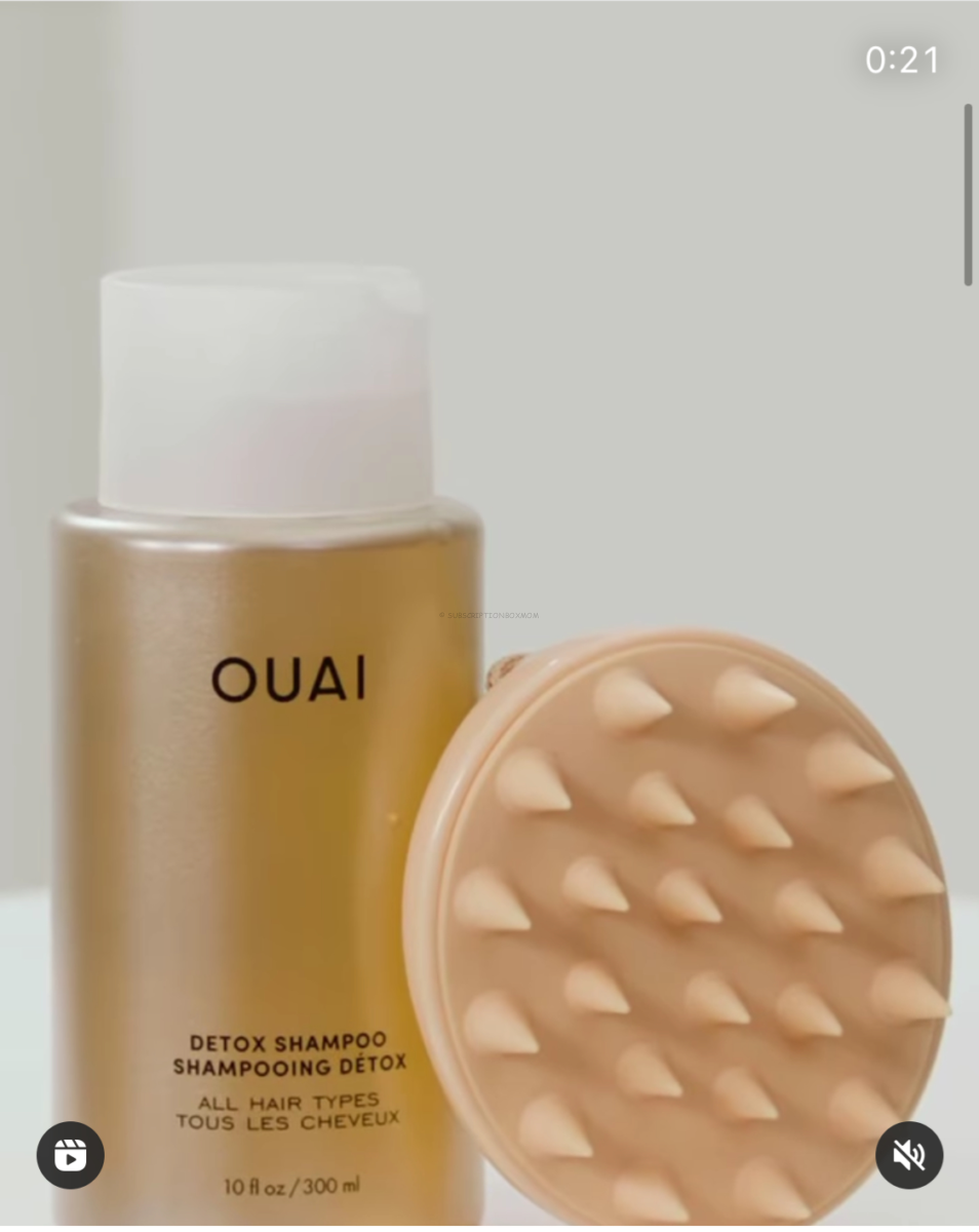 The Ouai Detox Shampoo + Scalp Massager