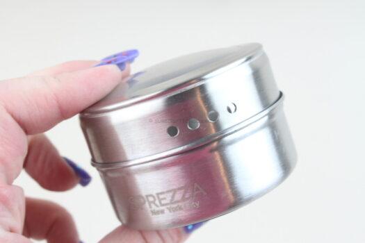 Magnetic Tin Sprezza Seasoning Shaker