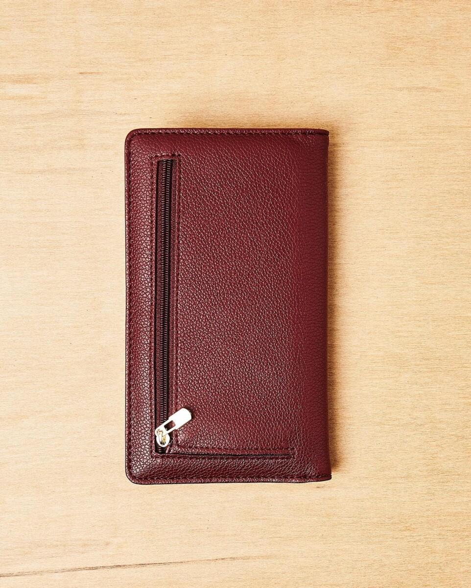 the Lark & Ives Collectibles Continental Snap Wallet