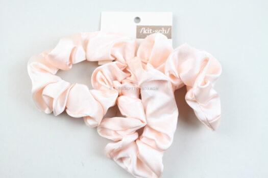 Kitsch Satin Sleep Scrunchies in Blush