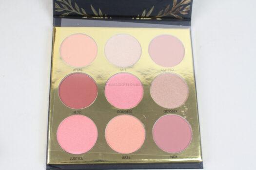 Laritzy Eyeshadow Palette