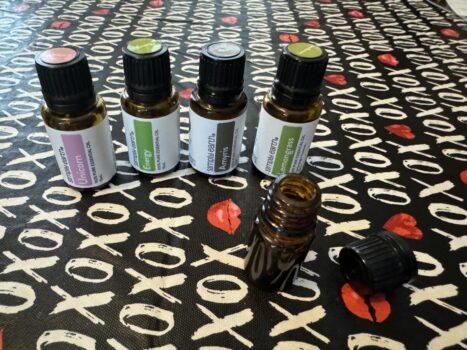 Simply Earth February 2024 Essential Oil Review